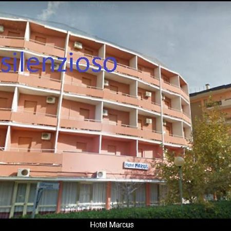 Hotel Marcus チェゼナーティコ エクステリア 写真